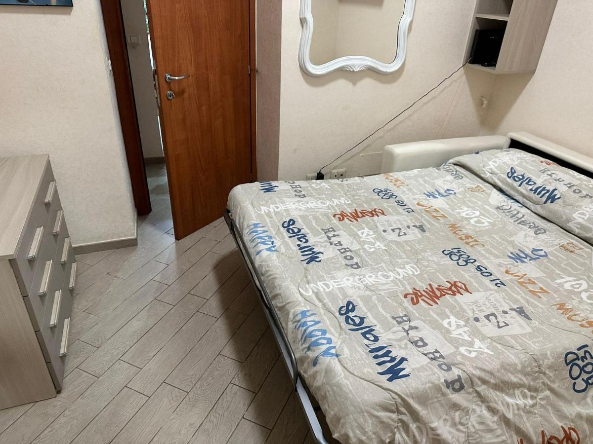 Apartamento Roma Chic Residenza Gemelli Exterior foto